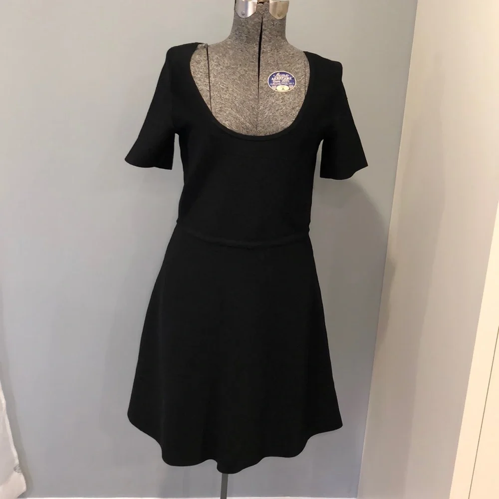 Med White House black market Black rayon dress - Picture 1 of 8
